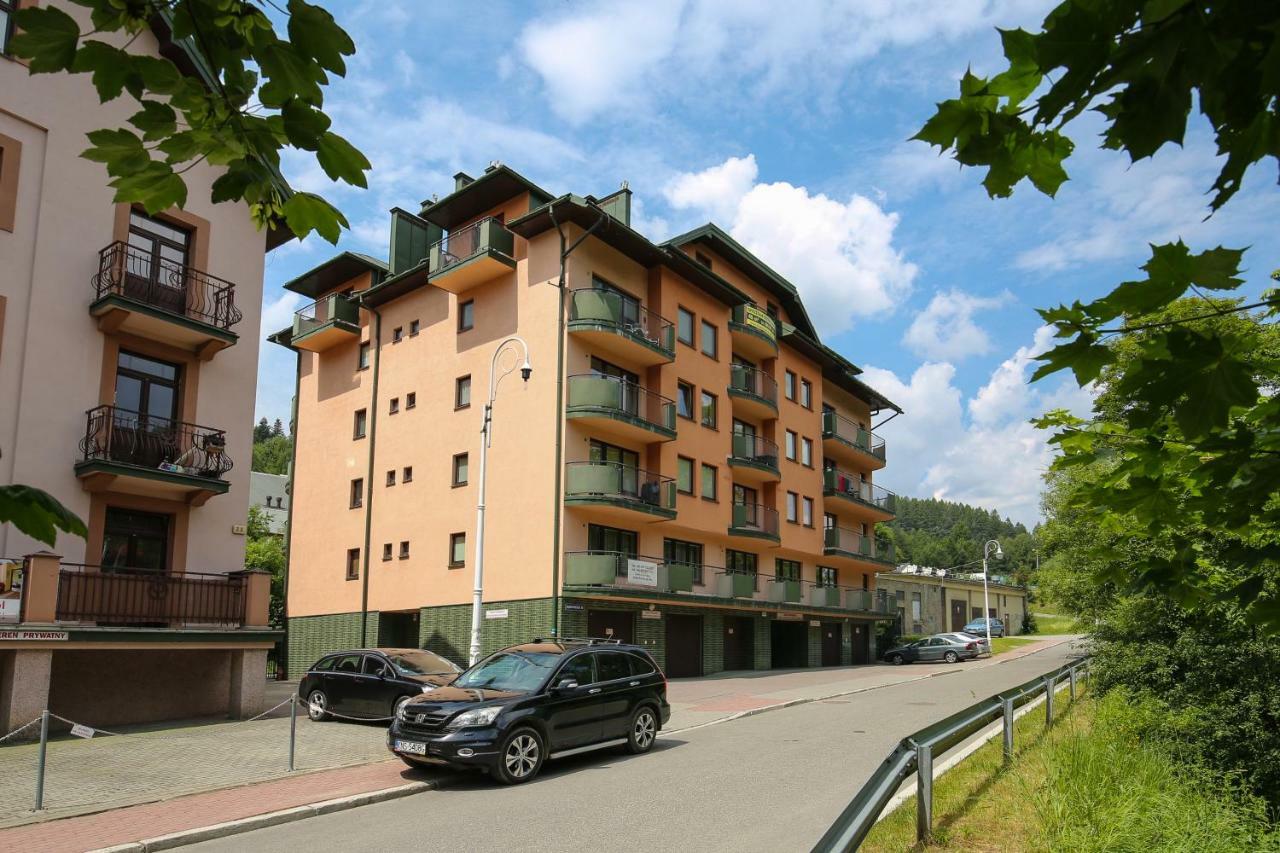 Apartamenty Na Pierwszym Pietrze Криниця-Здруй Екстер'єр фото
